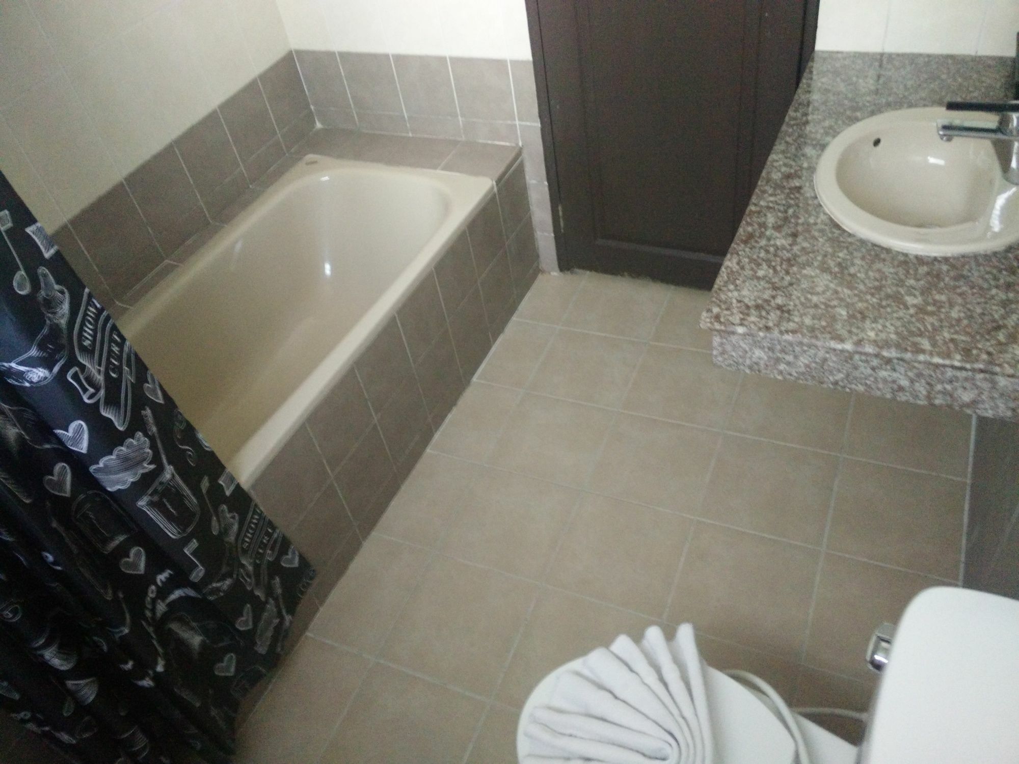 Baan Pulaoon Hotel Krabi town Buitenkant foto